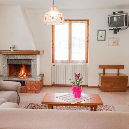 Casa Oasi Lägenhet Val Maria-Pur Rum bild